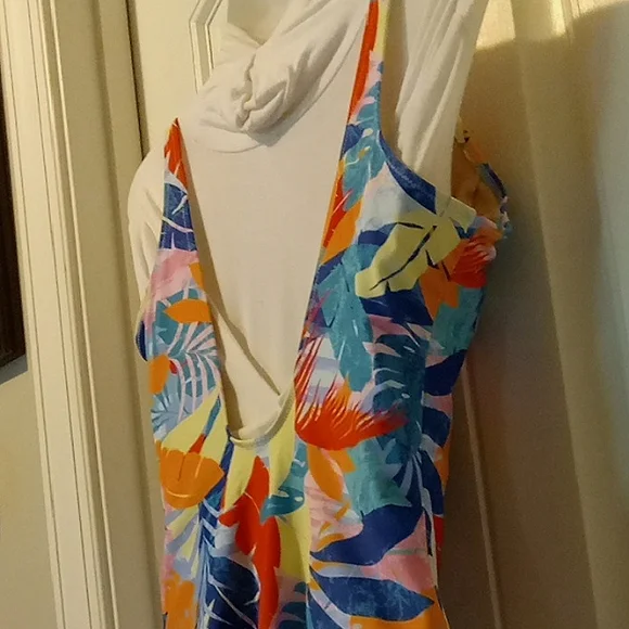 Old Navy Multicolor Tropical One Piece Swimsuit - Picture 5 of 12